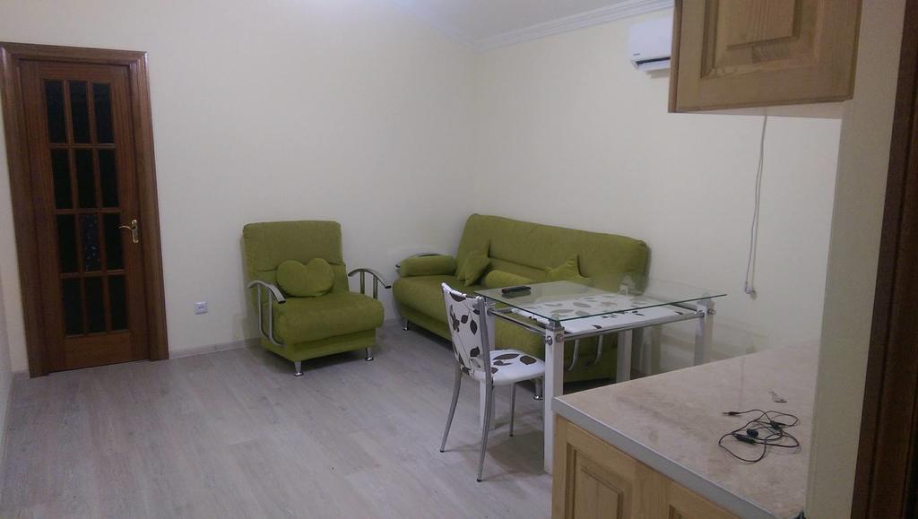 Apartments Komakhidze 68 Батуми Екстериор снимка